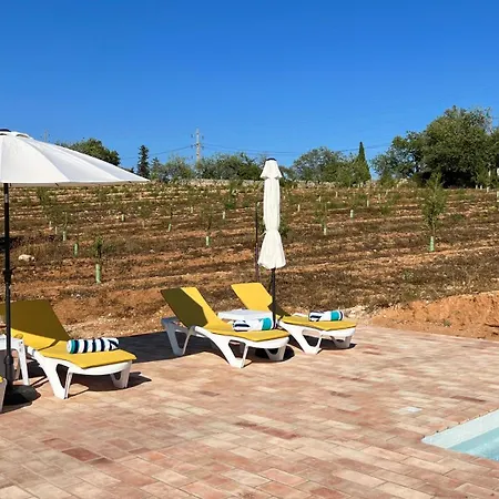 Monte Acoteias - Farm stay *