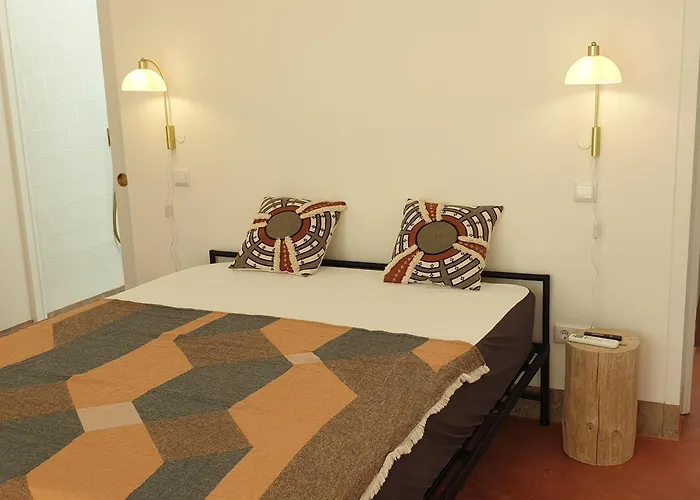 Monte Acoteias - Vakantieboerderij *