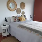 Monte Acoteias - *